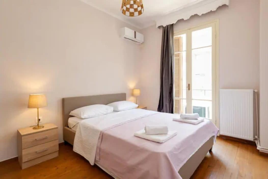 Private Pristine Balcony Home- Heart Of The Center Thessaloníki Luaran gambar